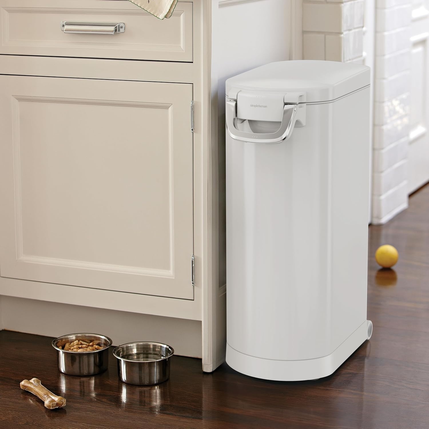 image:imagesimplehuman 35 Liter 40 lb 181 kg XLarge Pet Food Storage Container for Dog Food Cat Food and Bird Feed Brushed Stainless SteelWhite