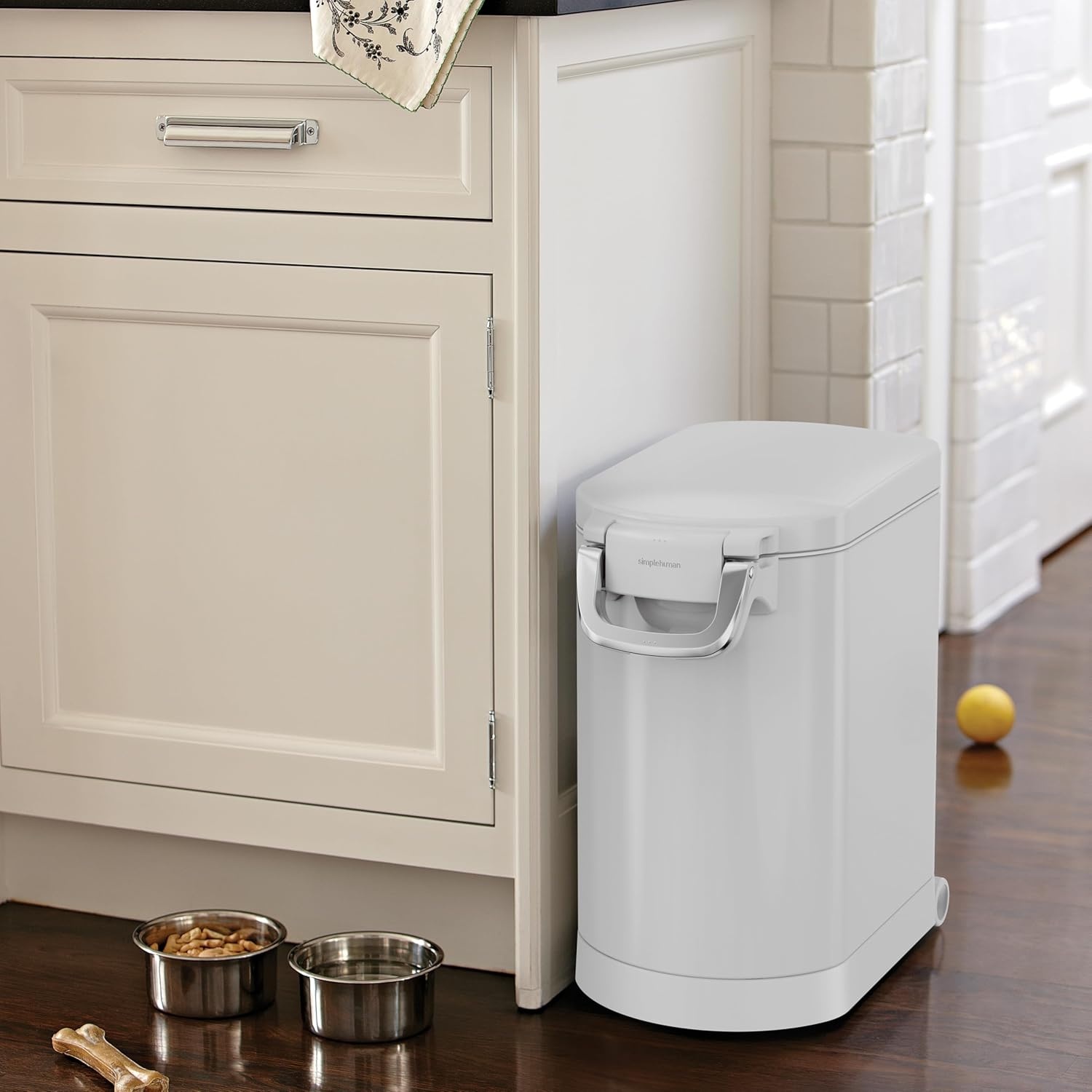 image:imagesimplehuman 35 Liter 40 lb 181 kg XLarge Pet Food Storage Container for Dog Food Cat Food and Bird Feed Brushed Stainless SteelWhite